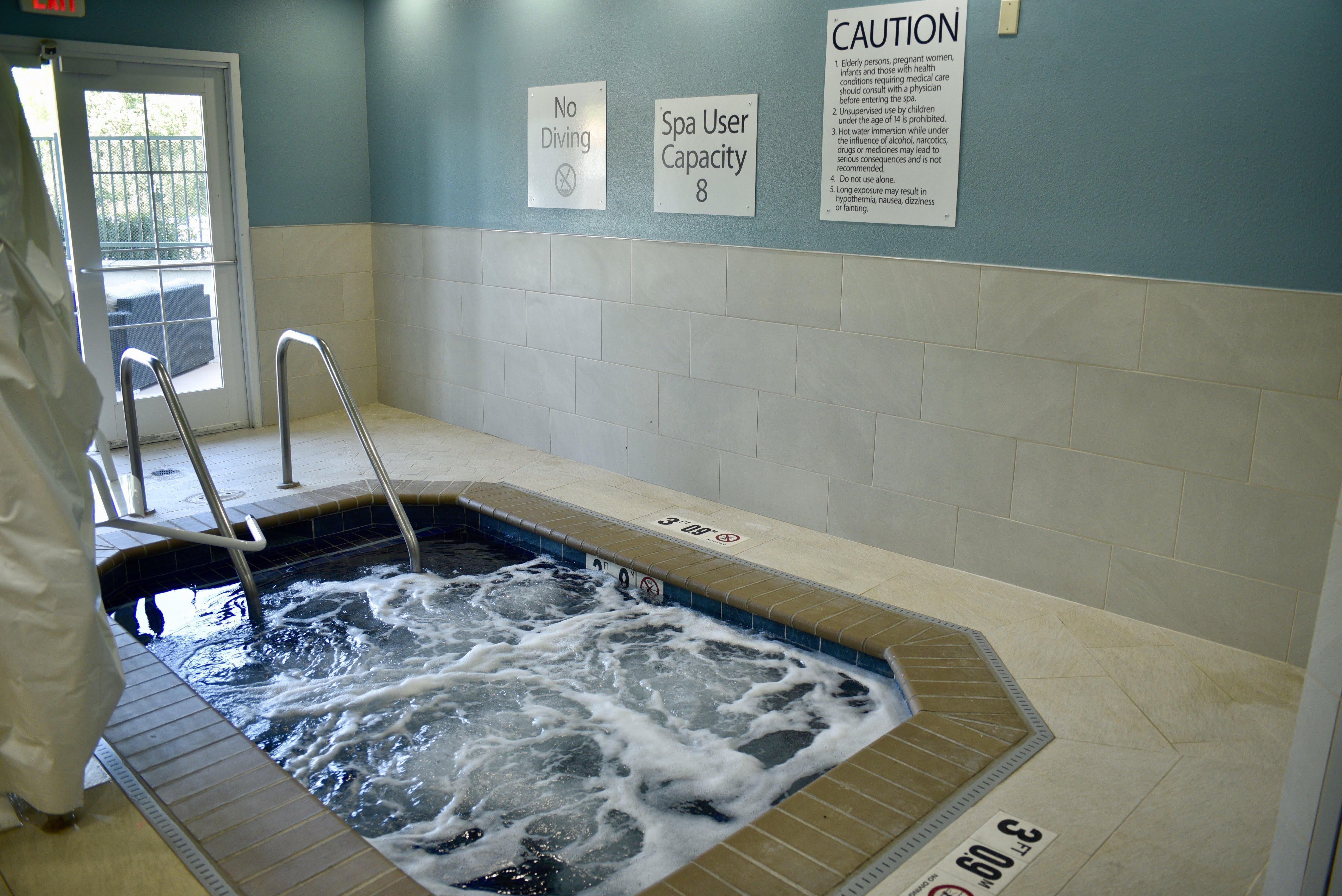 Holiday Inn Express Windsor Sonoma Wine Country By Ihg Exteriör bild