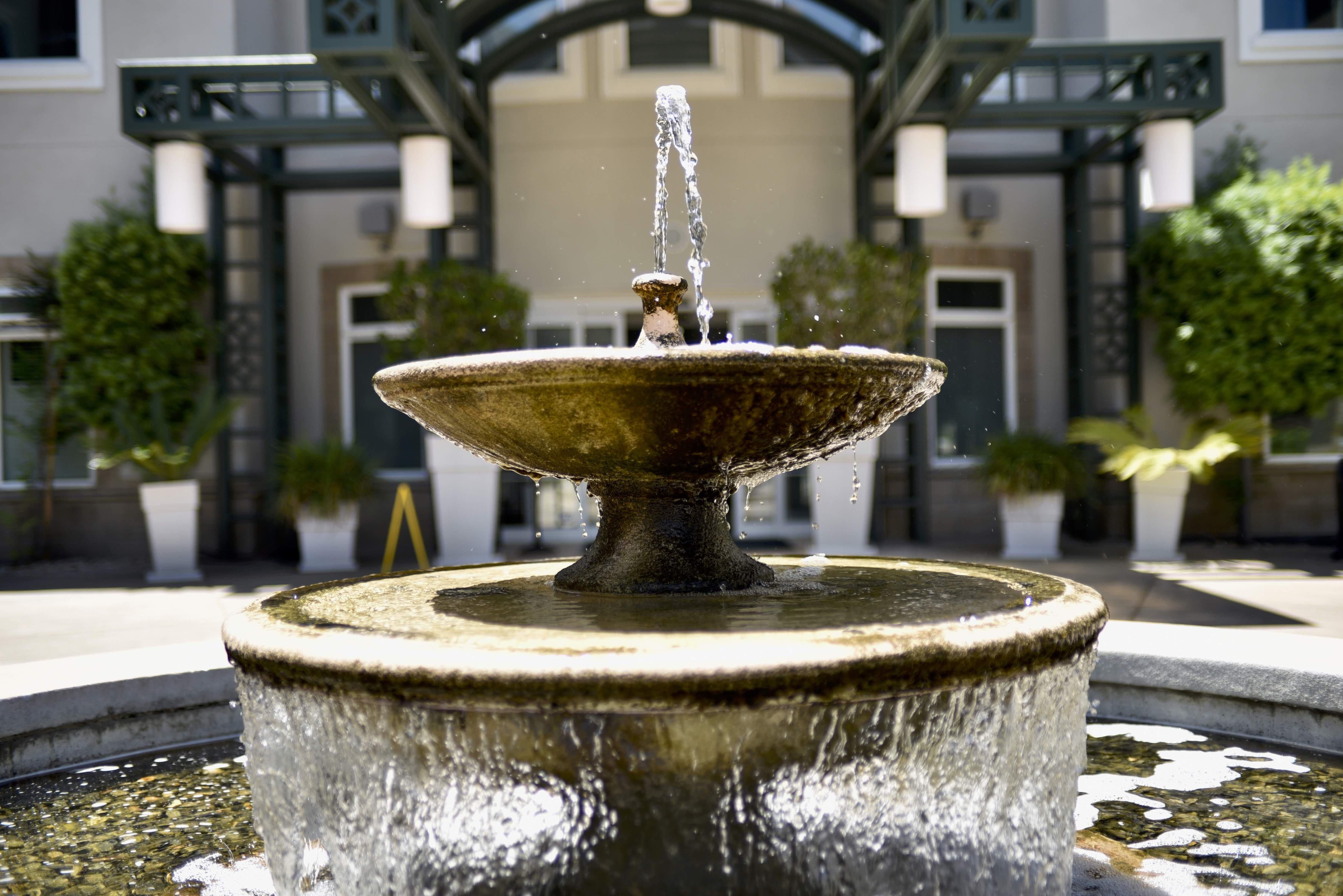 Holiday Inn Express Windsor Sonoma Wine Country By Ihg Exteriör bild