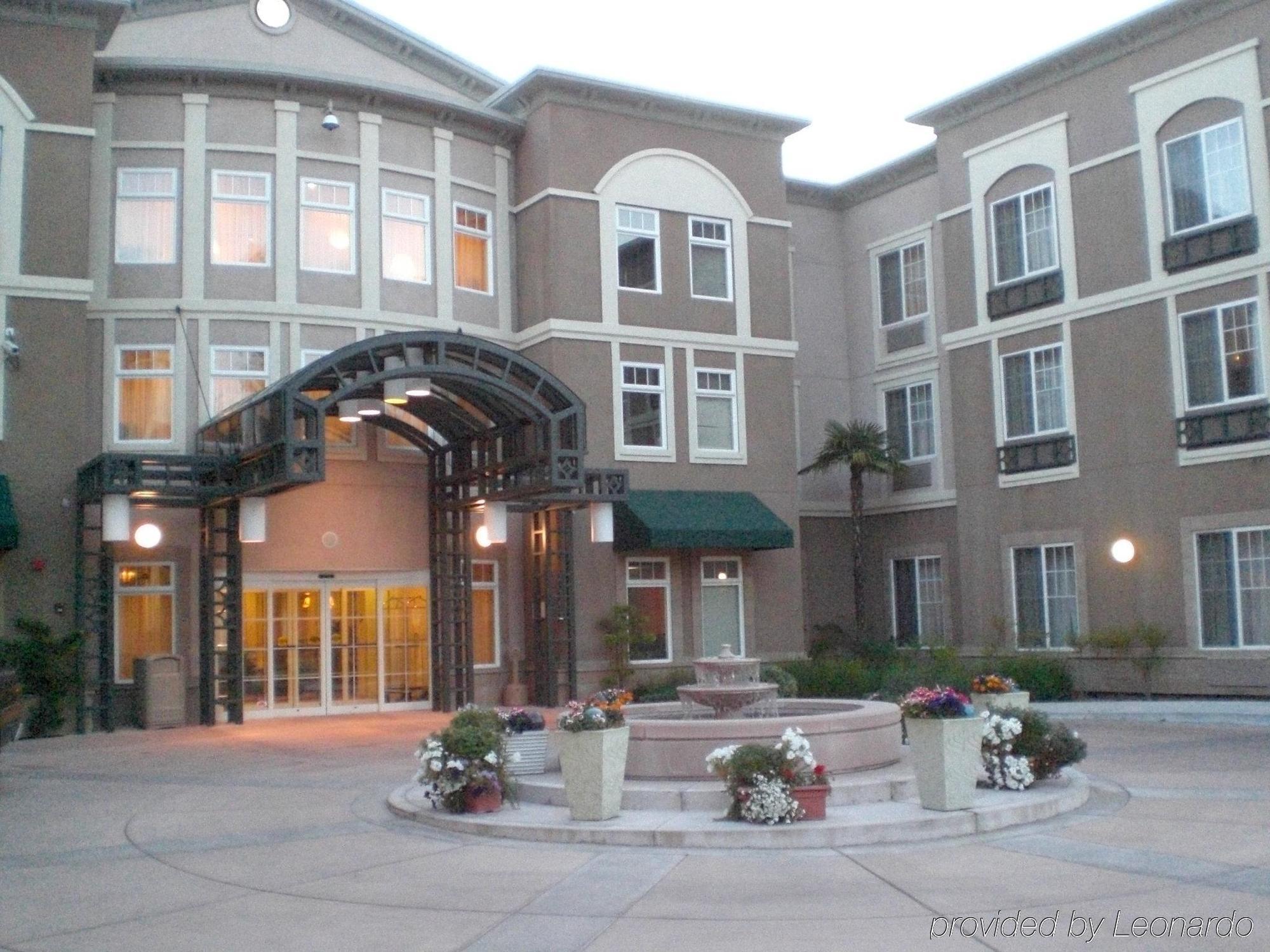 Holiday Inn Express Windsor Sonoma Wine Country By Ihg Exteriör bild