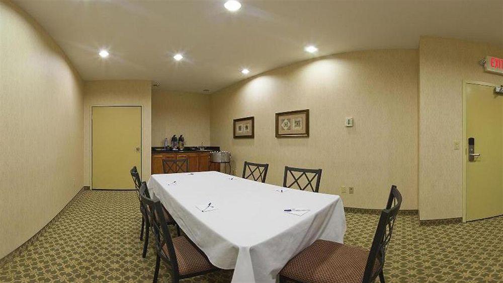 Holiday Inn Express Windsor Sonoma Wine Country By Ihg Exteriör bild